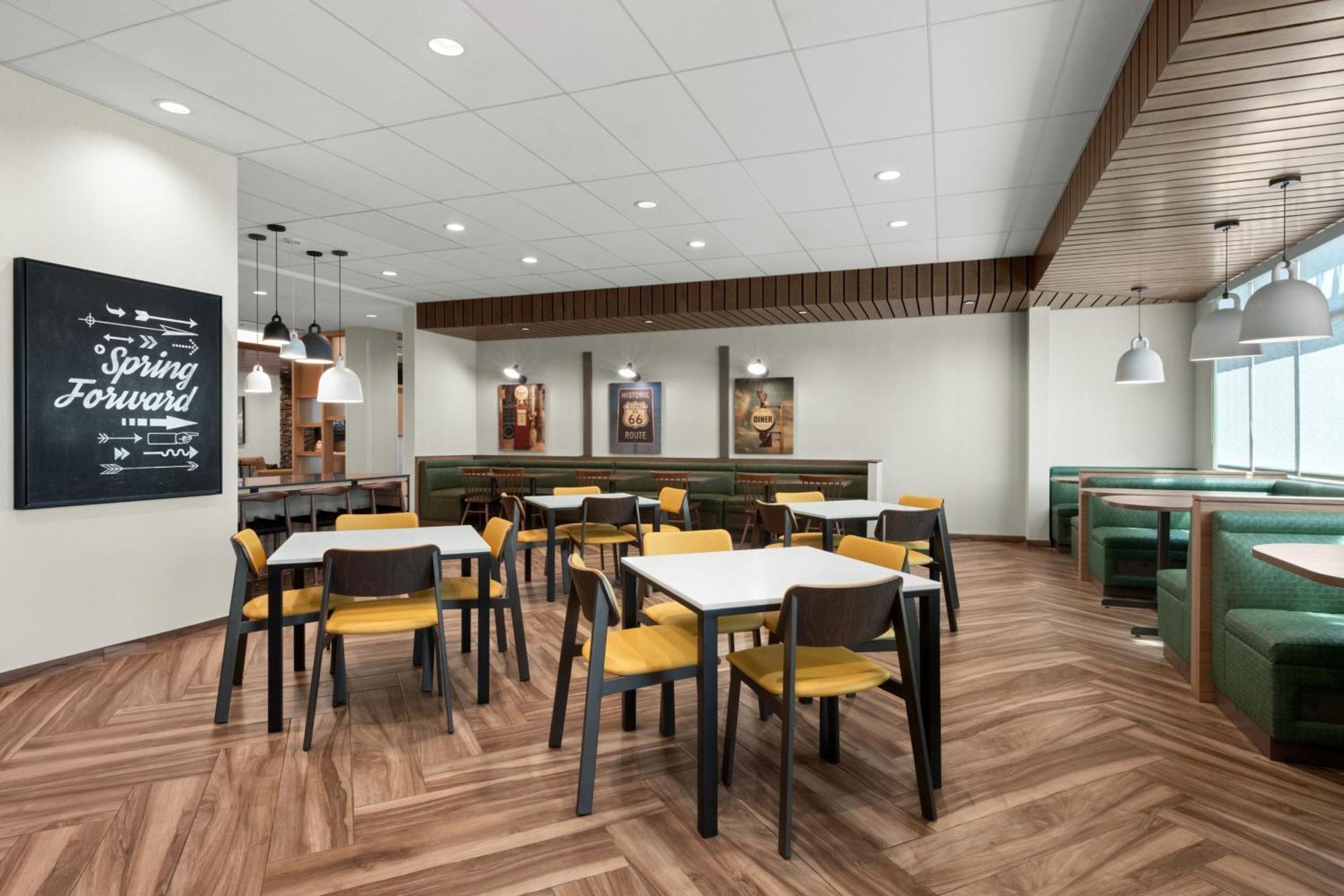Fairfield By Marriott Inn & Suites Victorville Esterno foto