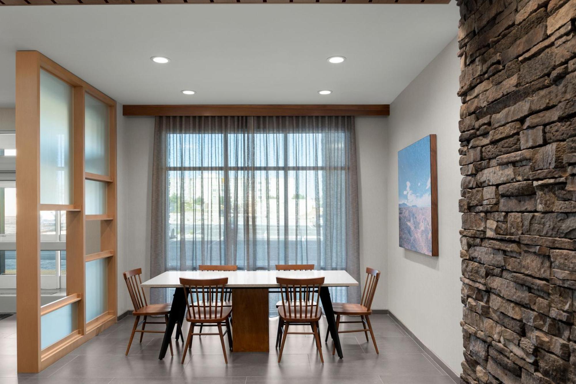 Fairfield By Marriott Inn & Suites Victorville Esterno foto